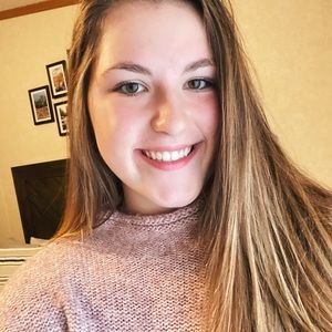 Meet your Posher, Michaela